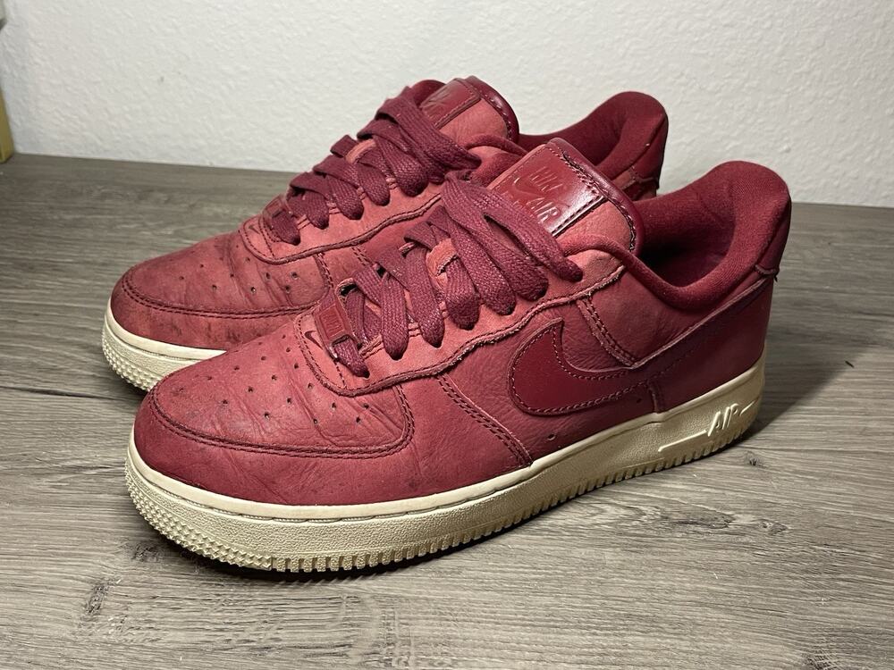 Size 6.5 - Nike Air Force 1 Premium Team Red W